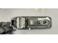 Recambio de mando elevalunas delantero izquierdo para renault clio iii 1.5dci 85 referencia OEM IAM 8200356513  