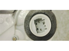 Recambio de cerradura puerta trasera izquierda para toyota aygo x 1.0 i referencia OEM IAM M7314480M6  