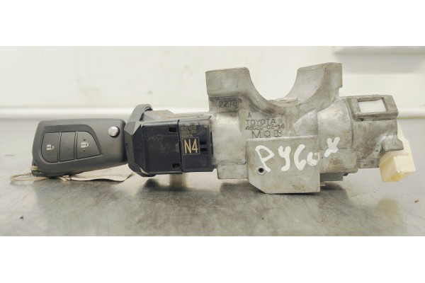 Recambio de conmutador de arranque para toyota aygo x 1.0 i referencia OEM IAM 450200214  
