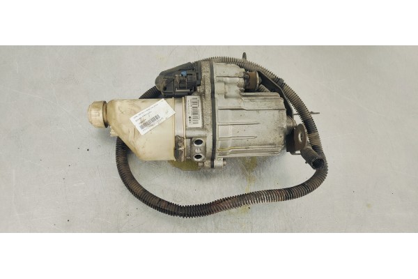 Recambio de bomba direccion para opel astra h berlina enjoy referencia OEM IAM 13292554  