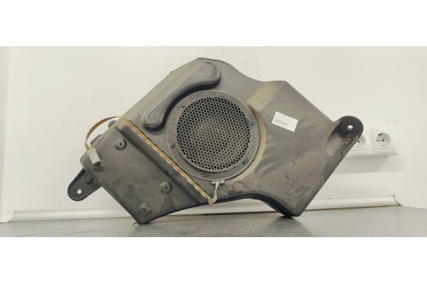 Recambio de sistema audio / radio cd para jeep compass 2.0 crd referencia OEM IAM 56040713AB  