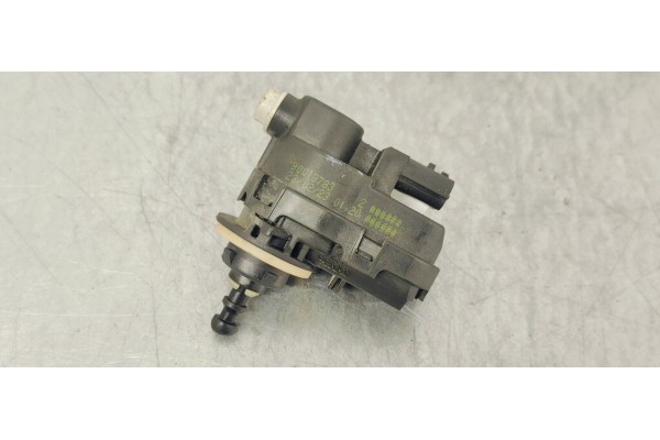 Recambio de motor regulacion faros para toyota aygo x 1.0 i referencia OEM IAM 90013783  