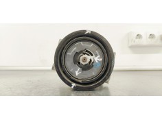 Recambio de compresor aire acondicionado para peugeot 3008 1.5hdi 130 fap referencia OEM IAM 9830103980  