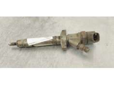 Recambio de inyector para renault master caja abierta/chasis ab ´98 referencia OEM IAM 0445110141  