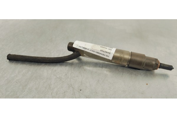 Recambio de inyector para volkswagen golf iv berlina (1j1) básico referencia OEM IAM 028130202P  