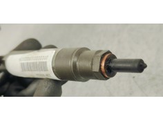 Recambio de inyector para volkswagen golf iv berlina (1j1) 1.9 tdi referencia OEM IAM 038130202A  