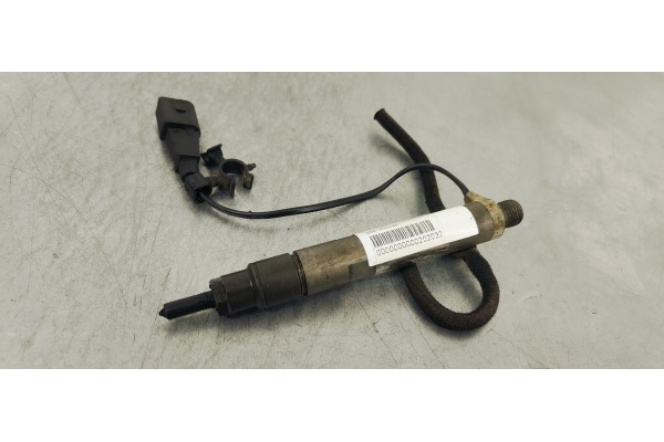 Recambio de inyector para seat toledo (1m2) signo referencia OEM IAM 038130202E  