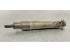 Recambio de inyector para volkswagen golf iv berlina (1j1) 1.9 tdi referencia OEM IAM 038130202A  