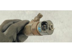Recambio de inyector para renault scenic ii emotion referencia OEM IAM 0445110146  