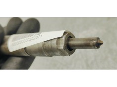 Recambio de inyector para renault scenic ii emotion referencia OEM IAM 0445110146  