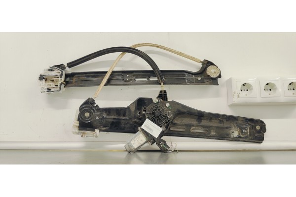 Recambio de elevalunas delantero derecho para bmw x3 (f25) 2.0 d referencia OEM IAM 72585349  