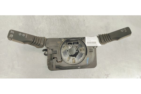 Recambio de mando multifuncion para opel zafira b edition ´´111 jahre´´ referencia OEM IAM 13177916  