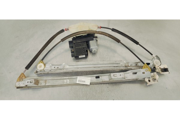 Recambio de elevalunas delantero izquierdo para citroen c4 picasso 1.6 hdi referencia OEM IAM 9682495680  
