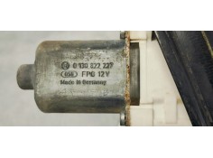 Recambio de elevalunas delantero derecho para bmw serie 3 berlina (e90) 318 i referencia OEM IAM 7060266S  