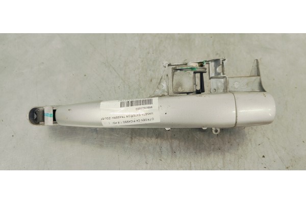Recambio de maneta exterior trasera izquierda para citroen c4 picasso 1.6 hdi referencia OEM IAM 9680503580  