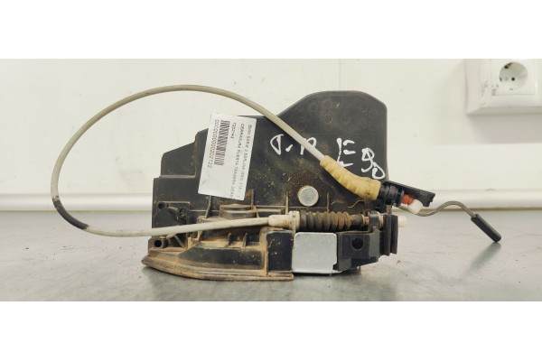 Recambio de cerradura puerta trasera derecha para bmw serie 3 berlina (e90) 318 i referencia OEM IAM 7202148  