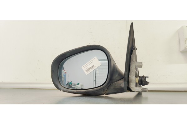 Recambio de retrovisor izquierdo para bmw serie 3 berlina (e90) 318 i referencia OEM IAM 7182695  