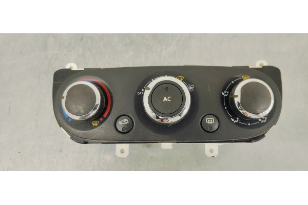 Recambio de mando climatizador para renault clio iv 1.5 dci referencia OEM IAM T1019676Z  