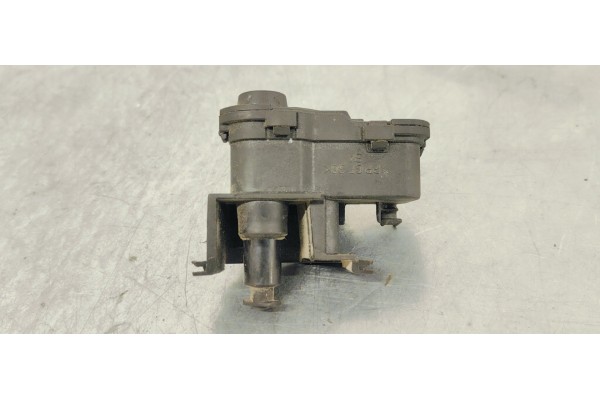 Recambio de tapa exterior combustible para seat alhambra (710) 2.0 tdi referencia OEM IAM 7N0810773D  