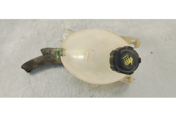 Recambio de deposito expansion para renault clio iv 1.5 dci referencia OEM IAM 217107259R  