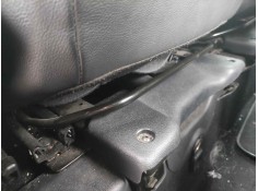 Recambio de asiento trasero medio para renault scenic iii 1.5 dci diesel fap referencia OEM IAM   