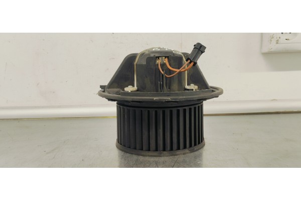 Recambio de ventilador calefaccion para mercedes-benz clase b (w245) 2.0 cdi referencia OEM IAM A1698200642  
