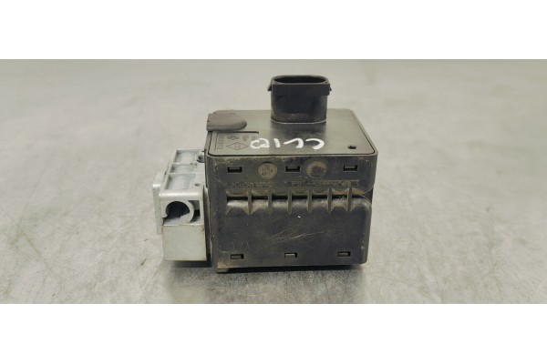 Recambio de modulo electronico para renault clio iv 1.5 dci referencia OEM IAM 8200604932  