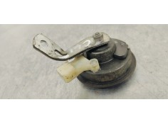 Recambio de claxon para renault clio iv 1.5 dci referencia OEM IAM 256108351R  