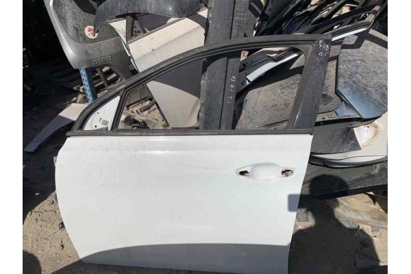 Recambio de puerta delantera izquierda para peugeot 308 referencia OEM IAM   