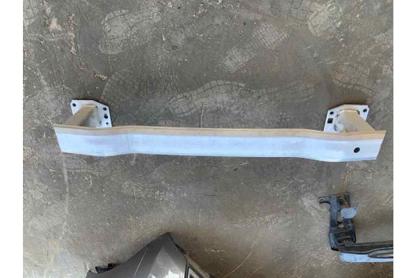 Recambio de refuerzo paragolpes trasero para ds 4 1.5 hdi referencia OEM IAM 9835540480  