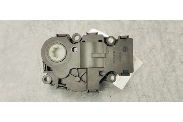 Recambio de motor apertura trampillas climatizador para ds 4 1.5 hdi referencia OEM IAM EGP0071  