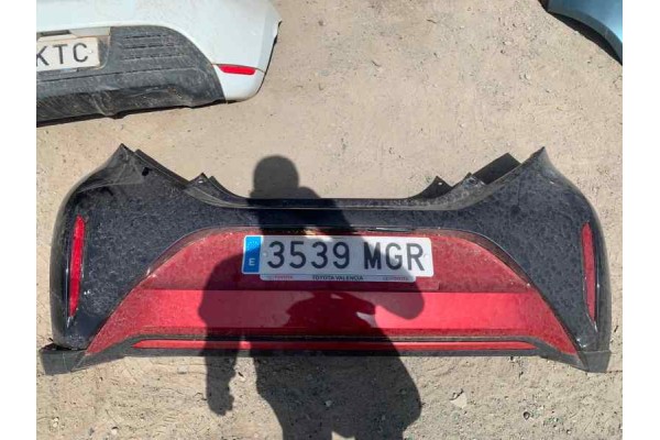 Recambio de paragolpes trasero para toyota aygo x 1.0 i referencia OEM IAM   