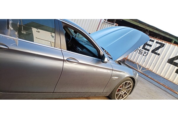 Recambio de puerta delantera derecha para bmw serie 5 lim. (f10) 530d xdrive referencia OEM IAM   