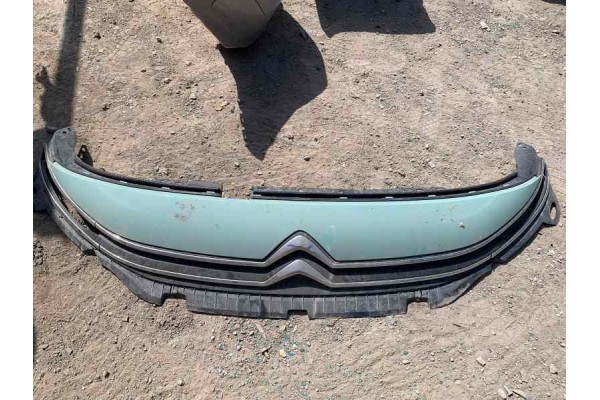 Recambio de rejilla delantera para citroen berlingo 1.5 hdi referencia OEM IAM 9816749780  