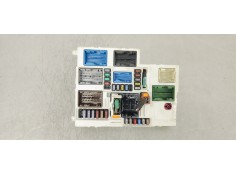 CAJA RELES / FUSIBLES 9851622580 