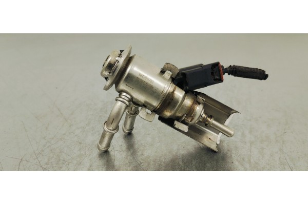 Recambio de inyector para ds 4 1.5 hdi referencia OEM IAM 9842811780  