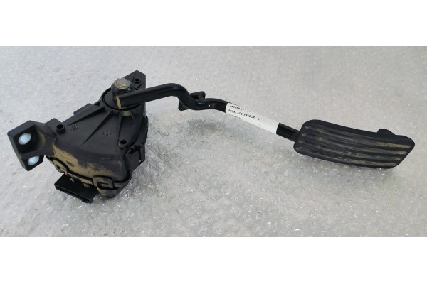 Recambio de pedal acelerador para jaguar xf 3.0 i referencia OEM IAM 8X239F832A  
