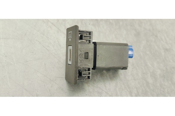 Recambio de modulo electronico para ds 4 1.5 hdi referencia OEM IAM 98483947VV  