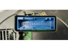 Recambio de cuadro instrumentos para volkswagen passat berlina (3b3) 1.9tdi 130 4x4 referencia OEM IAM 3B0920825A  