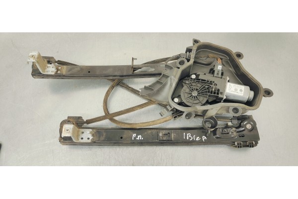 Recambio de elevalunas delantero derecho para seat ibiza (6j5) 1.6 tdi referencia OEM IAM 6J4837402D  