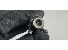 Recambio de inyector para volkswagen golf iv berlina (1j1) básico referencia OEM IAM 038130201G  