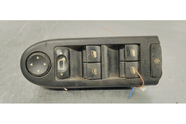 Recambio de mando elevalunas delantero izquierdo para peugeot 307 (s1) xr clim referencia OEM IAM 96351623XT  