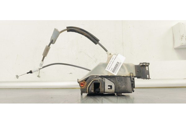 Recambio de cerradura puerta trasera izquierda para peugeot 208 (p2) 1.5 hdi referencia OEM IAM 292854  