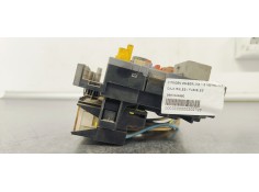 Recambio de caja reles / fusibles para citroen c5 berlina 1.6 16v hdi fap referencia OEM IAM 9667044980  
