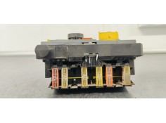 Recambio de caja reles / fusibles para citroen c5 berlina 1.6 16v hdi fap referencia OEM IAM 9667044980  