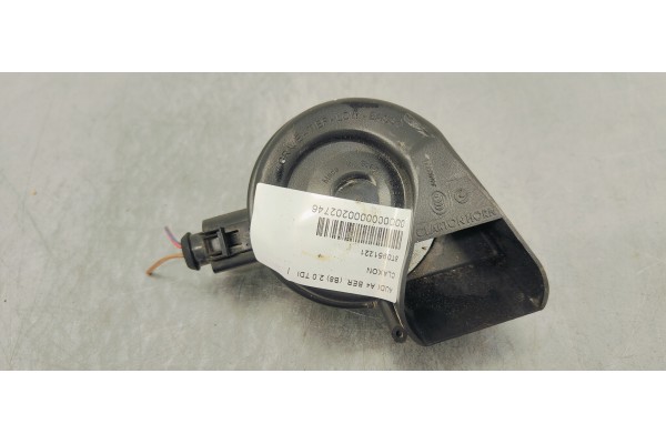 Recambio de claxon para audi a4 ber. (b8) 2.0 tdi referencia OEM IAM 8T0951221  