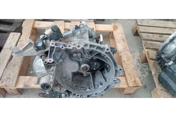 Recambio de caja cambios para peugeot 208 (p2) 1.5 hdi referencia OEM IAM 20V257  