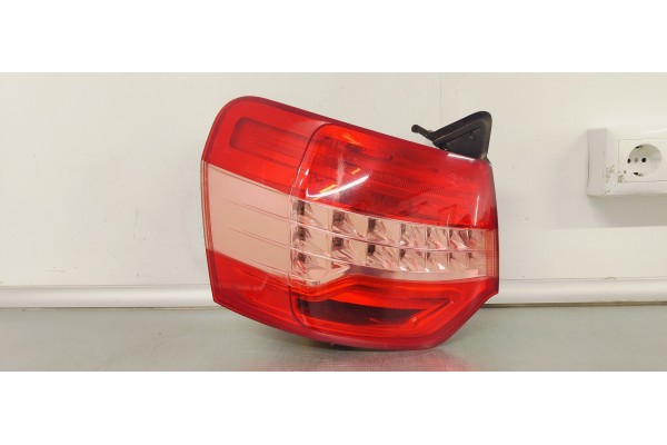 Recambio de piloto trasero izquierdo para citroen c5 berlina 1.6 16v hdi fap referencia OEM IAM 9681063880  
