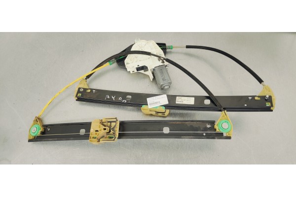Recambio de elevalunas delantero derecho para audi a4 ber. (b8) 2.0 tdi referencia OEM IAM 8K0837462A  