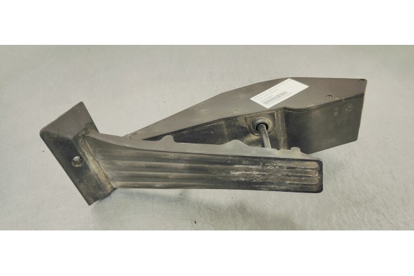 Recambio de pedal acelerador para bmw serie 1 berlina (e81/e87) 2.0 d referencia OEM IAM 35426766931  